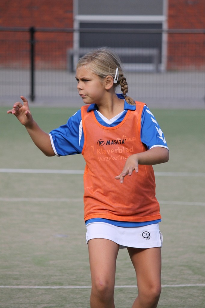 KVT E2 tegen DSC 013.jpg